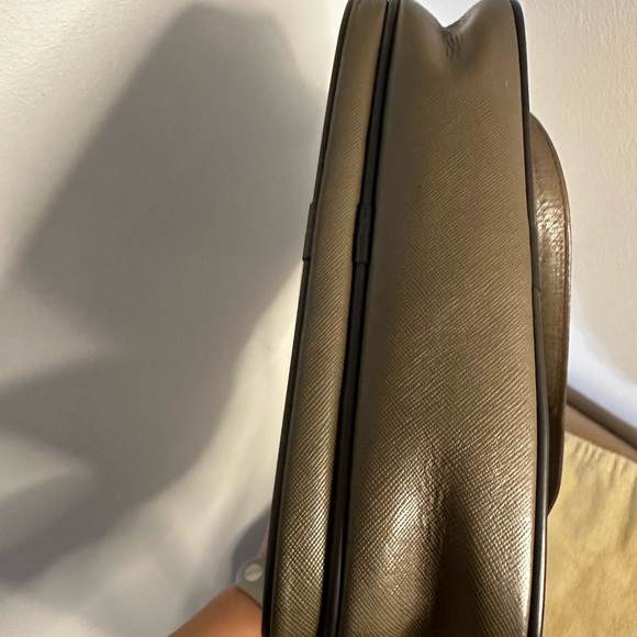 Burberrys Vintage Plaid Crossbody Bag - Picture 8 of 13